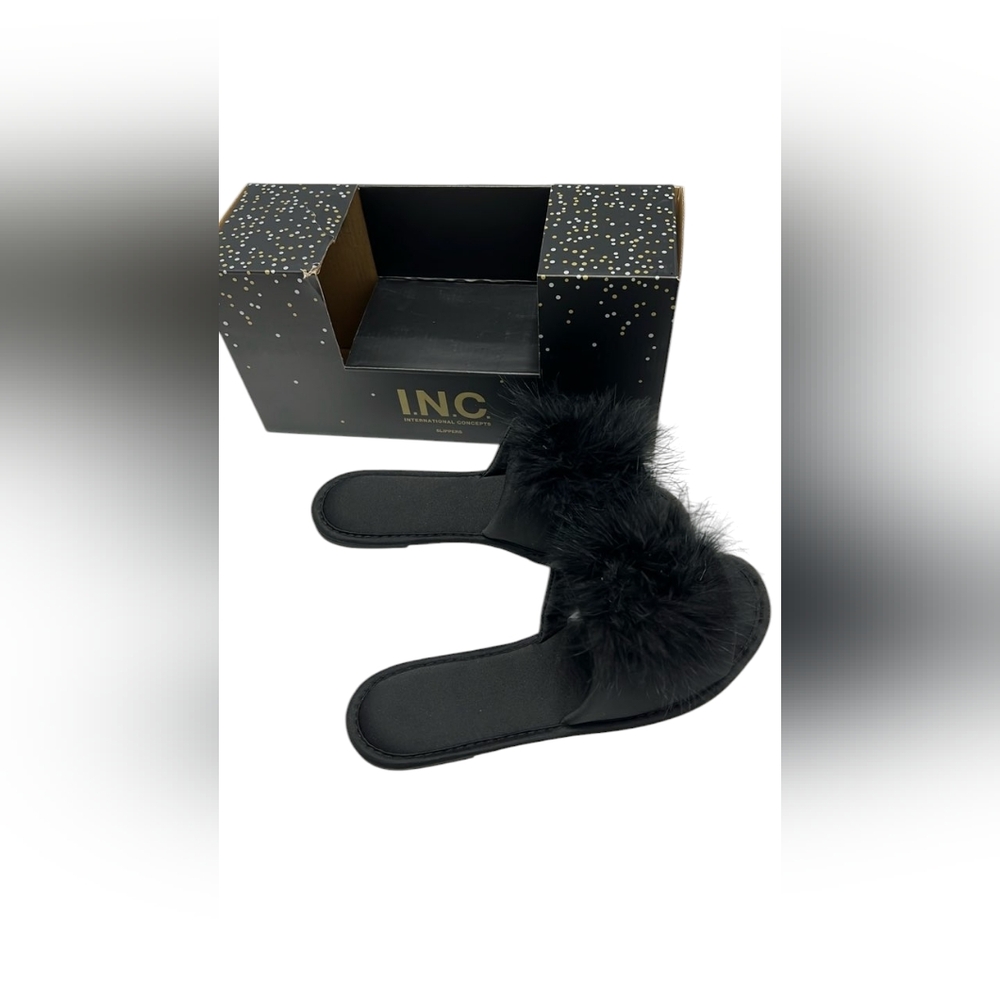 INC International concepts faux-fur Flip flop slippers
